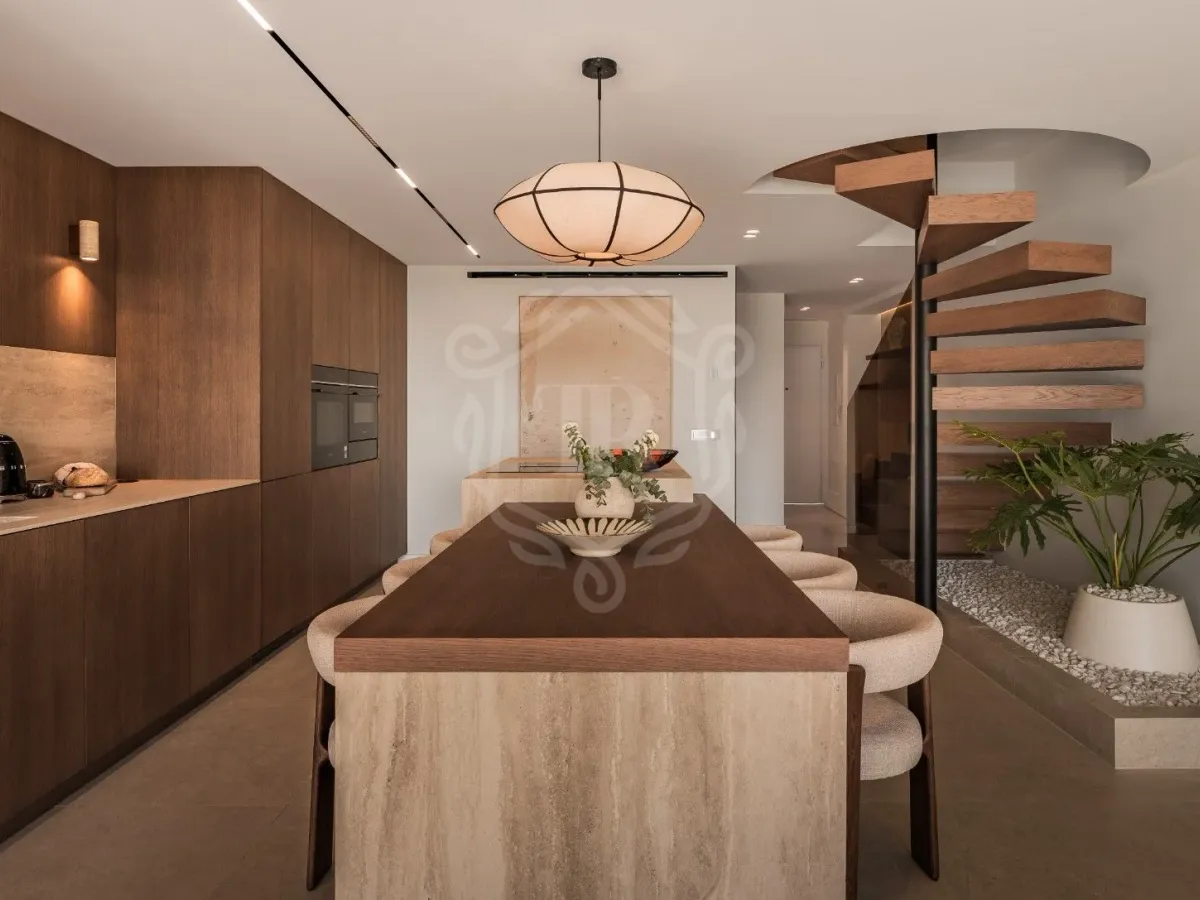 Elegant Three-Bedroom Town House in Nueva Andalucia, Marbella