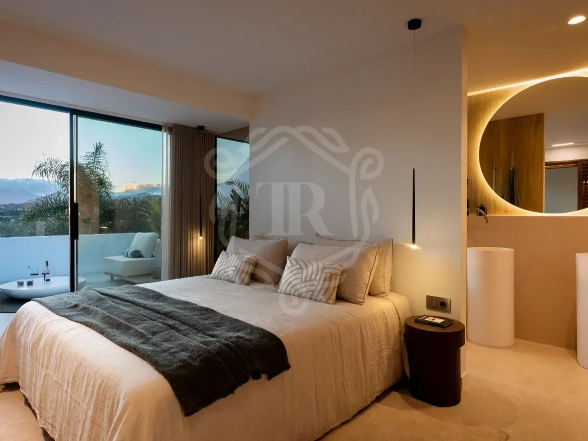 Elegant Three-Bedroom Town House in Nueva Andalucia, Marbella