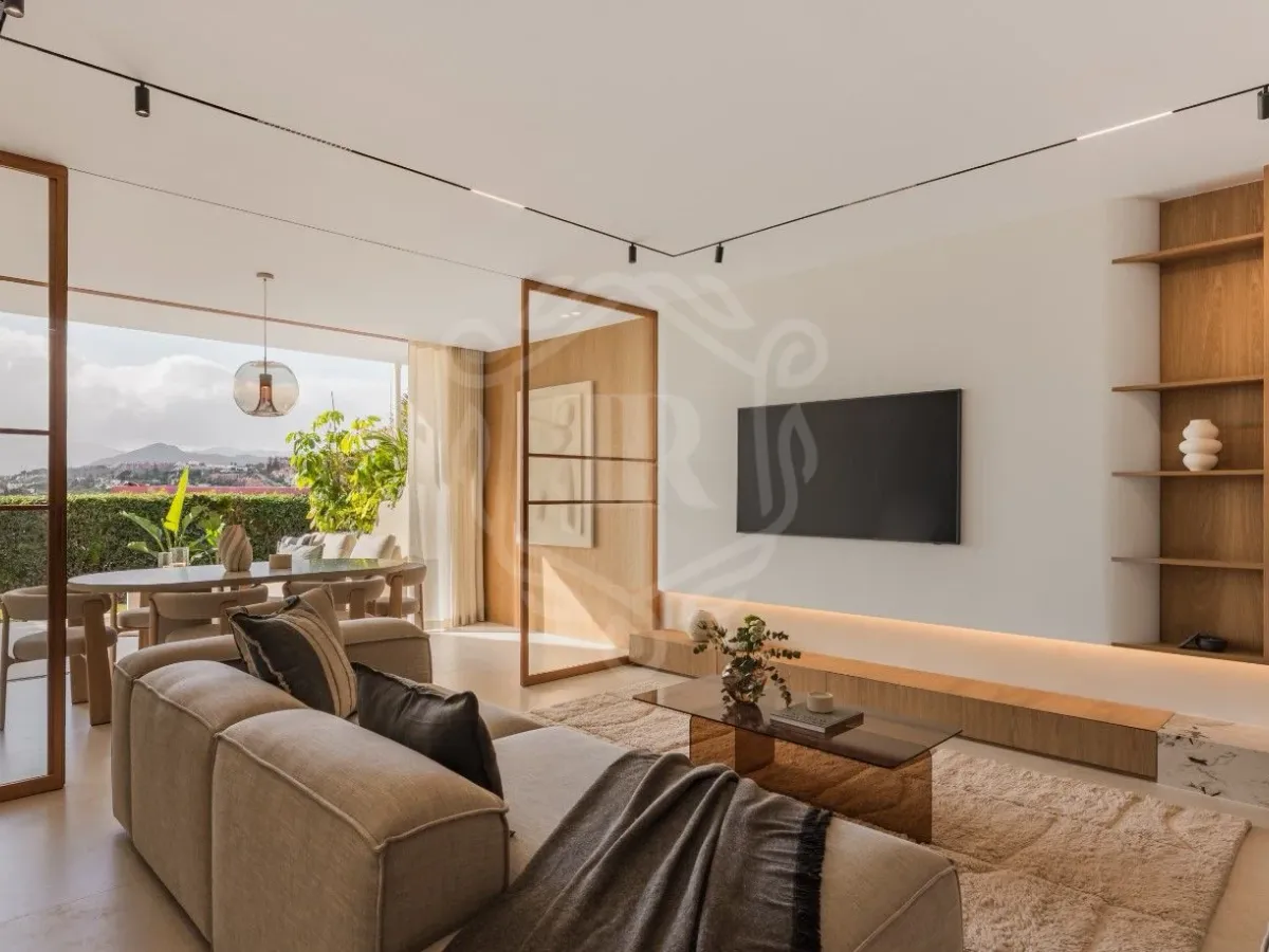 Elegant Four-Bedroom Town House in Nueva Andalucia, Marbella