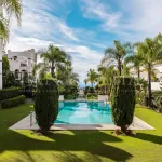 Elegant three-bedroom residence in Montebello Hills, Sierra Blanca 1