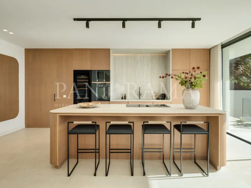 Exquisite new south-facing villa in Elviria, designed by an acclaimed architect