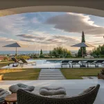 Exquisite Four-Bedroom Villa with Panoramic Views in Los Flamingos, Benahavis 6