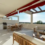 Elegant Three-Bedroom Apartment with Panoramic Views in Palacetes Los Belvederes, Nueva Andalucia 4