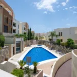 Luxurious Three-Bedroom Apartment with Panoramic Views in Samara, Marbella East 9