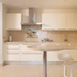 Luxurious Three-Bedroom Apartment with Panoramic Views in Samara, Marbella East 12