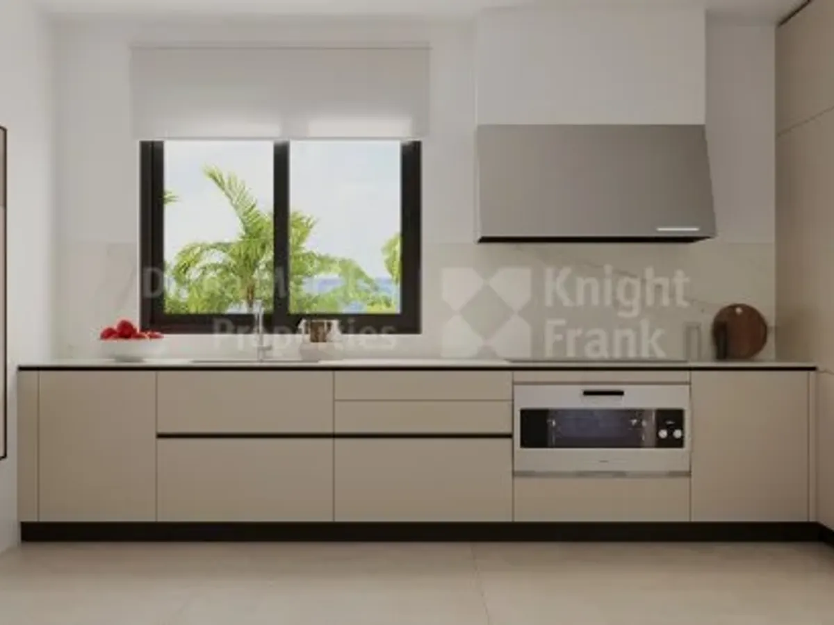 Benahavis, Five-bedroom villa with unparalleled views of Marbella and the sea