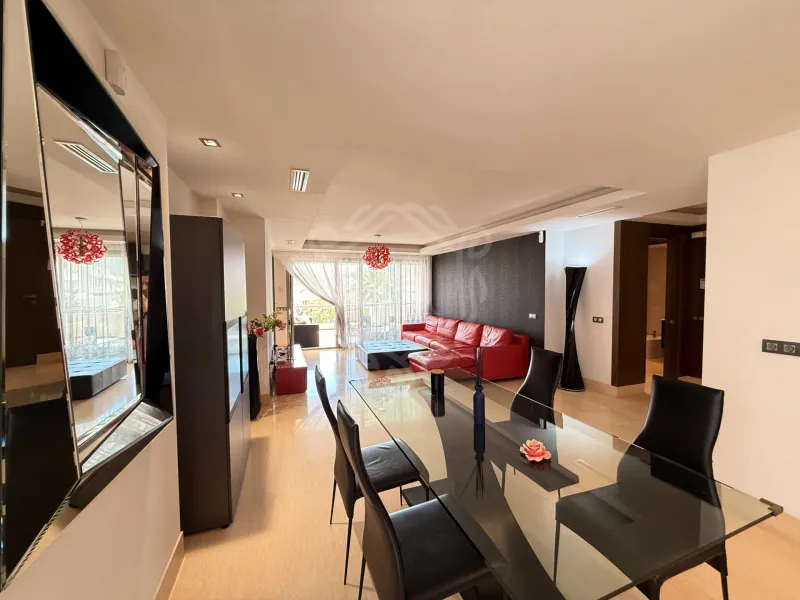 Luxurious Three-Bedroom Apartment with Panoramic Views in Los Arrayanes Golf, Benahavis