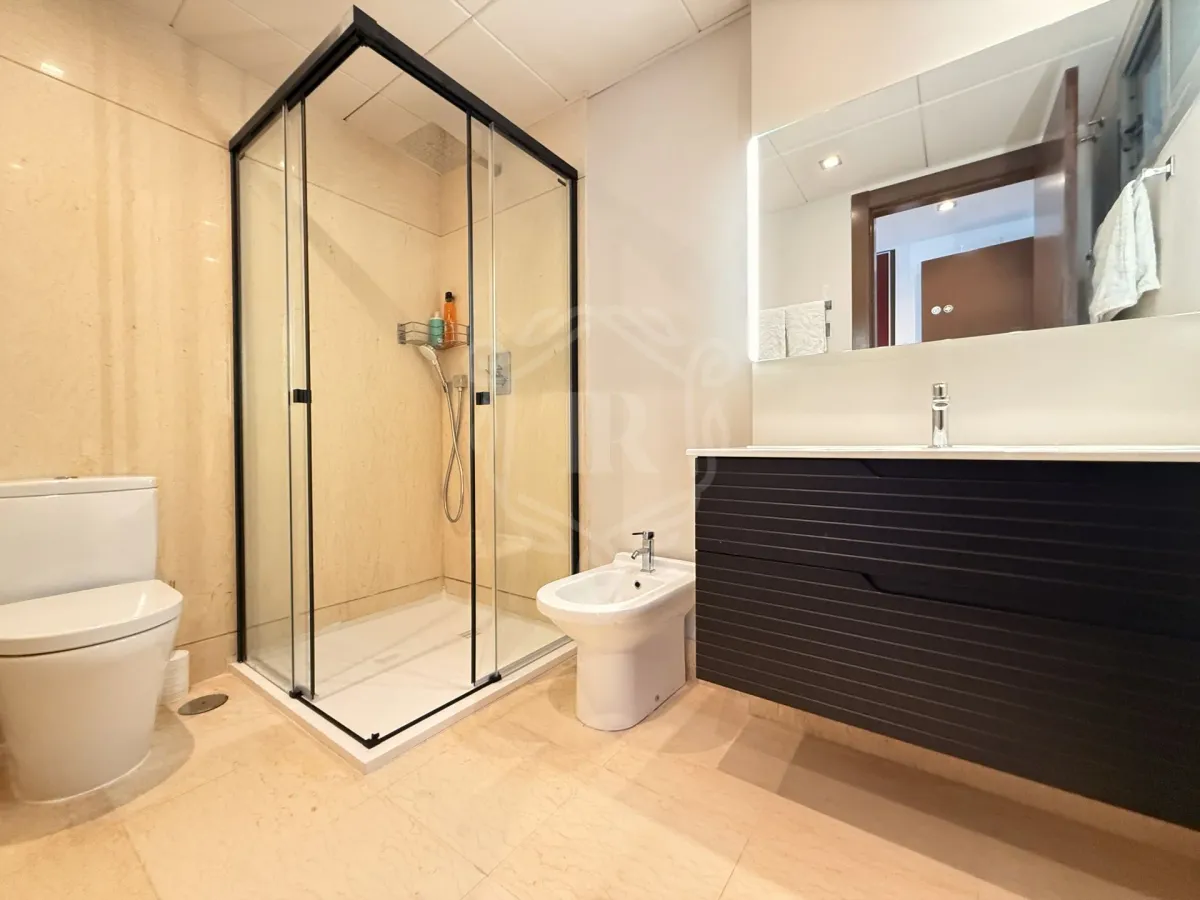 Luxurious Three-Bedroom Apartment with Panoramic Views in Los Arrayanes Golf, Benahavis