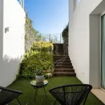 Elegant Three-Bedroom Duplex with Panoramic Views in Marbella Club Hills, Benahavis 7