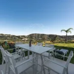 Elegant Three-Bedroom Duplex with Panoramic Views in Marbella Club Hills, Benahavis 8
