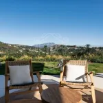 Elegant Three-Bedroom Duplex with Panoramic Views in Marbella Club Hills, Benahavis 12