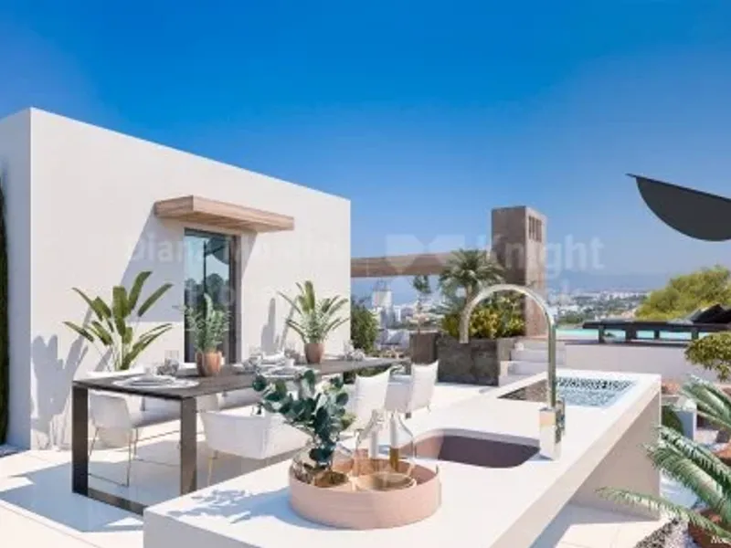 Rio Real, Semi-detached house in gated community with stunning views