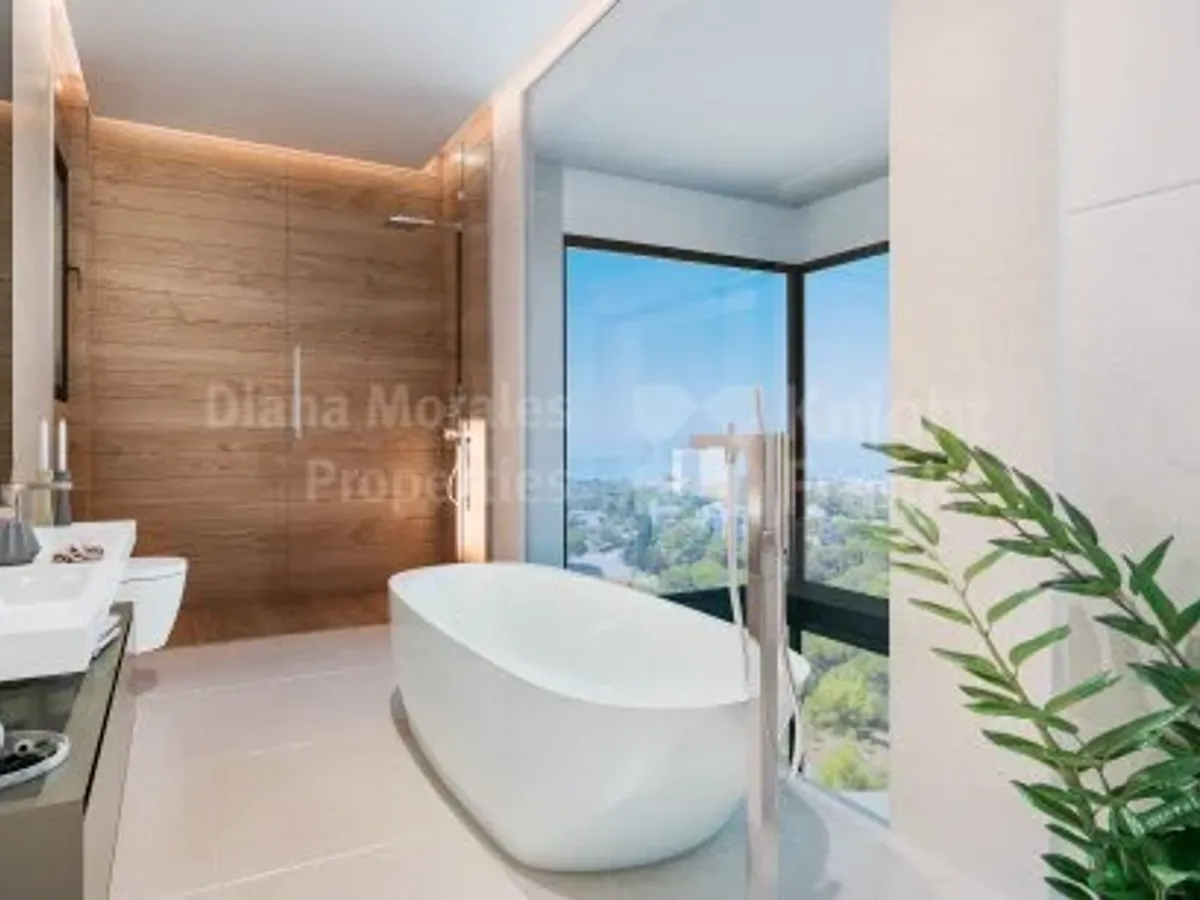 Rio Real, Semi-detached house in gated community with stunning views