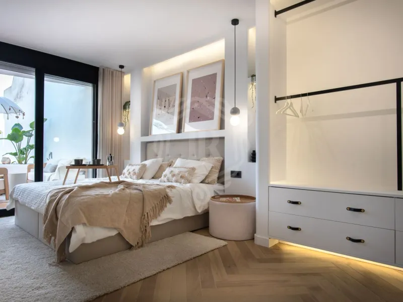 Elegant Three-Bedroom Apartment in Nueva Andalucia, Marbella