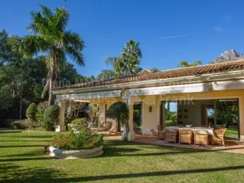 Rocio de Nagüeles, Villa Rocío, beautiful family home at the foot of Sierra Blanca