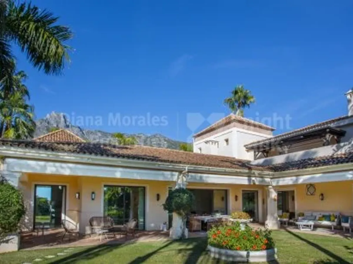 Rocio de Nagüeles, Villa Rocío, beautiful family home at the foot of Sierra Blanca