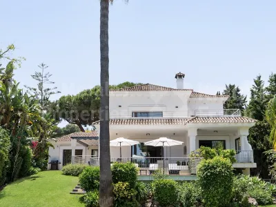 Villa Mangaleta, elegant family home in Las Brisas