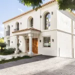 Elegant Four-Bedroom Villa with Panoramic Views in Los Arqueros, Benahavis 6