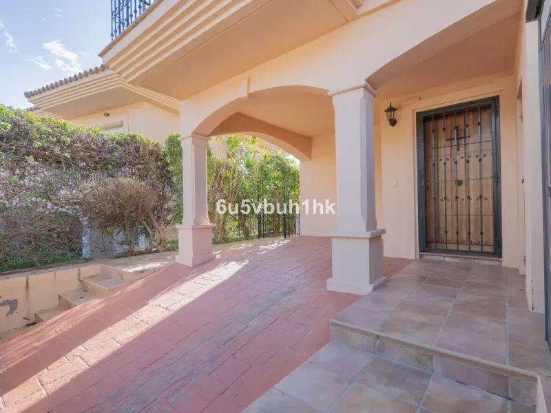 3 Bedroom Villa For SaleRiviera del Sol