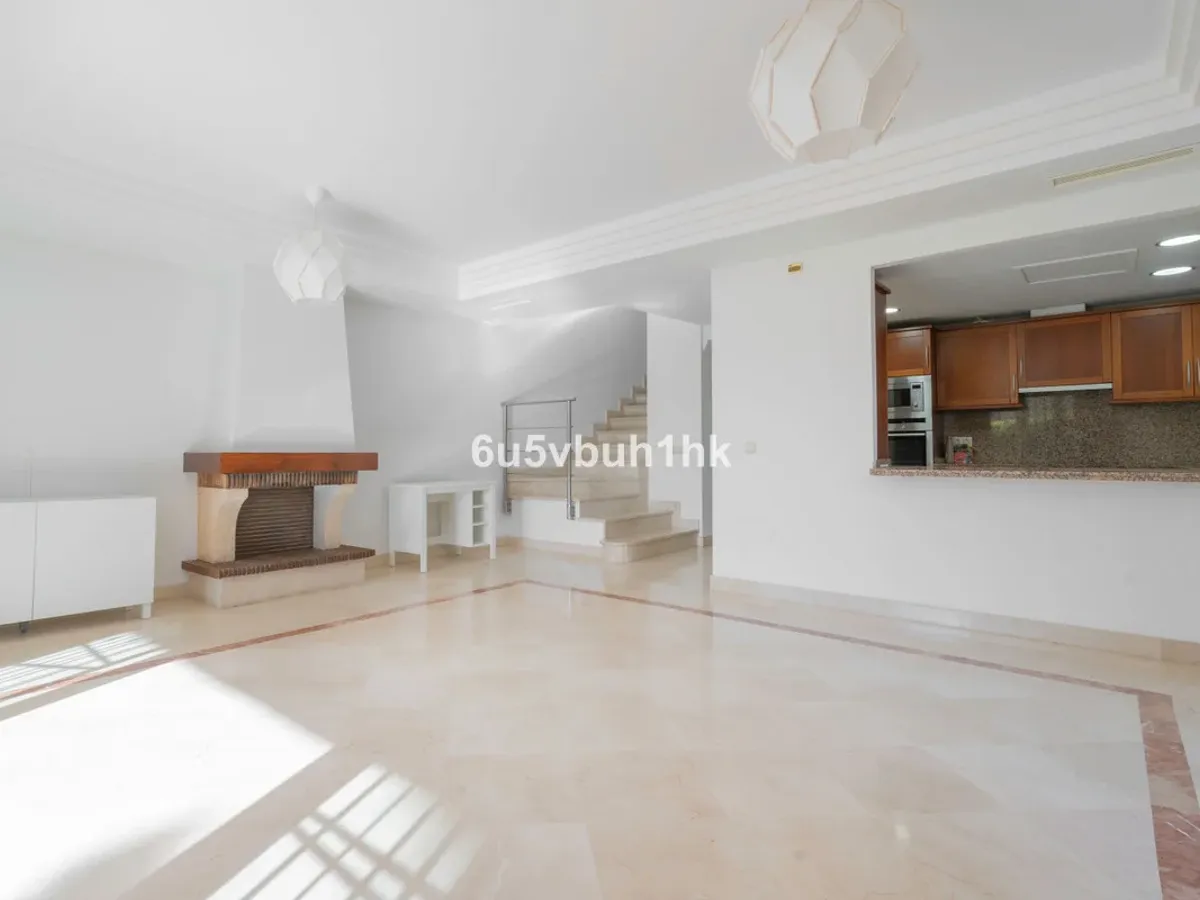 3 Bedroom Villa For SaleRiviera del Sol