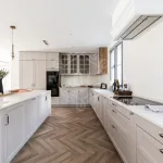 Elegant Four-Bedroom Villa with Panoramic Views in Los Arqueros, Benahavis 12