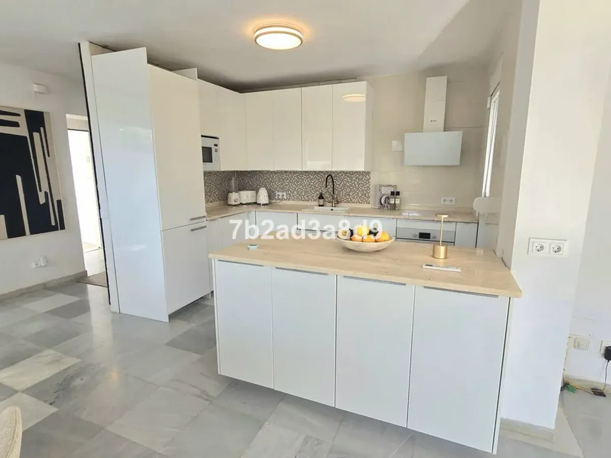 3 Bedroom Villa For SaleNueva Andalucía