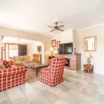 Elegant 4-Bedroom Villa with Private Pool in El Rosario, Marbella East 11