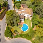 Elegant 4-Bedroom Villa with Private Pool in El Rosario, Marbella East 12