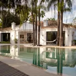 Refined Frontline Golf Villa - Nueva Andalucía, Marbella 5