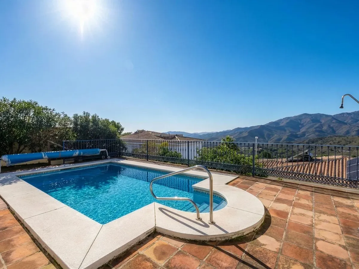 3 Bedroom Villa For SaleAlhaurin Golf