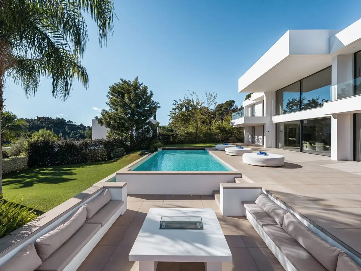 5 Bedroom Villa For SaleEl Madroñal