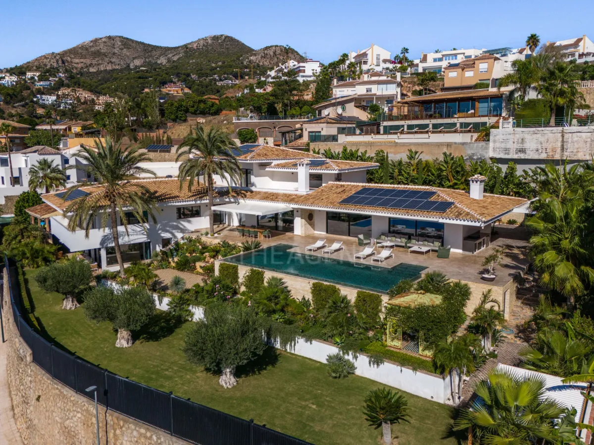 Villa Flores - Renovated Villa with Panoramic Sea Views - Málaga