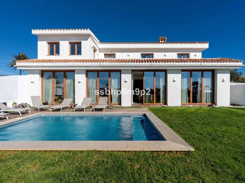 5 Bedroom Villa For SaleMijas Costa