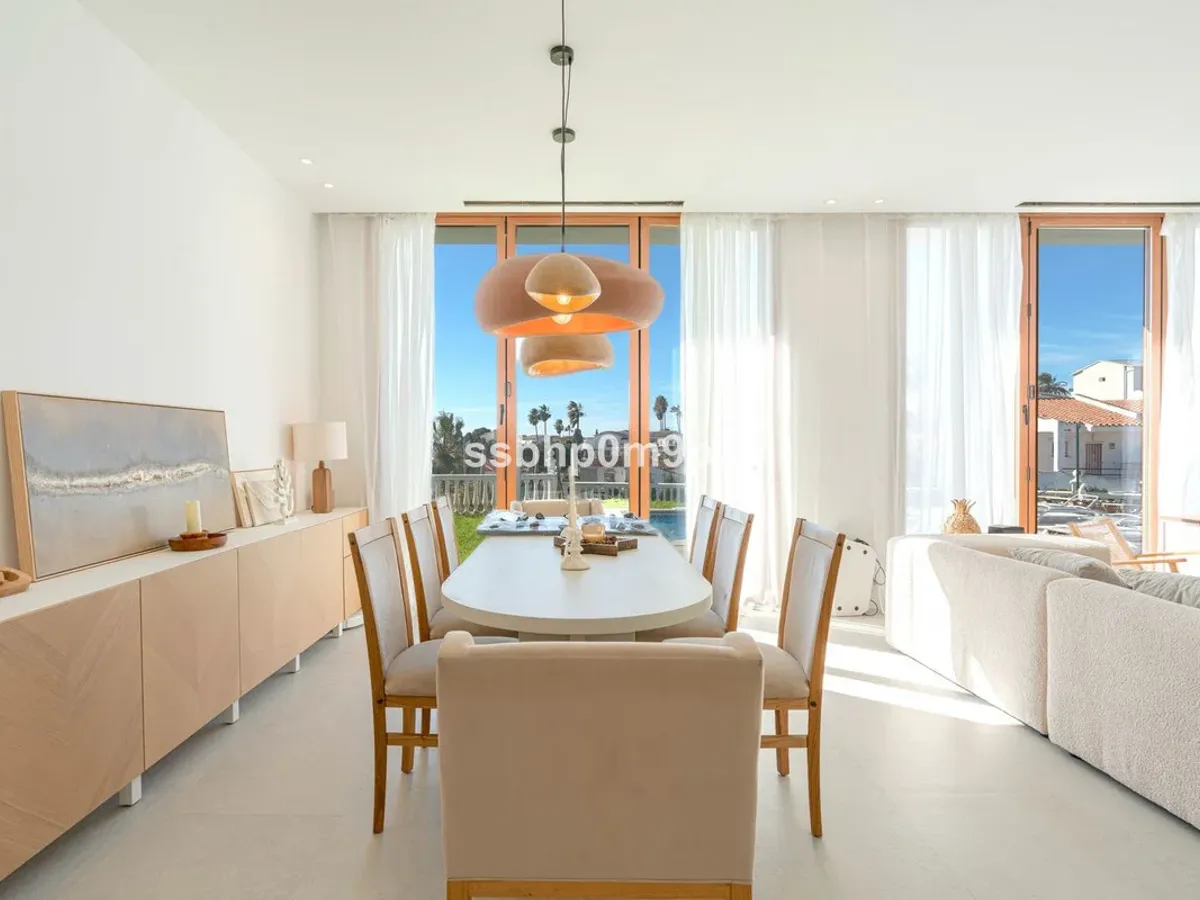 5 Bedroom Villa For SaleMijas Costa