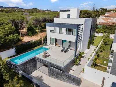 Villa Mia - Contemporary Beachside Villa - Marbesa, Marbella East
