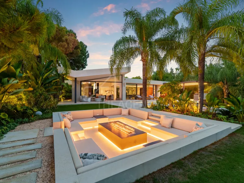 Villa Mia - Contemporary Beachside Villa - Marbesa, Marbella East