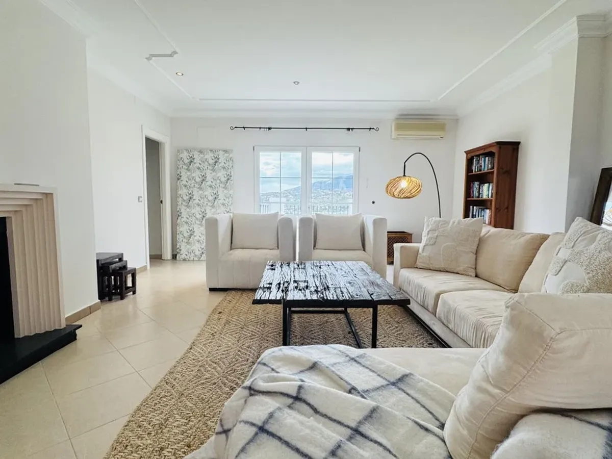 7 Bedroom Villa For SaleLa Cala Golf