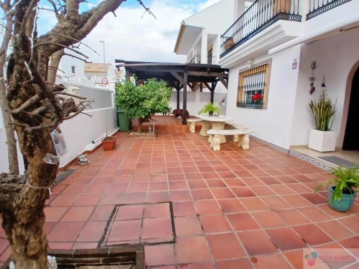For sale of house in San Pedro de Alcántara, tiro pichon