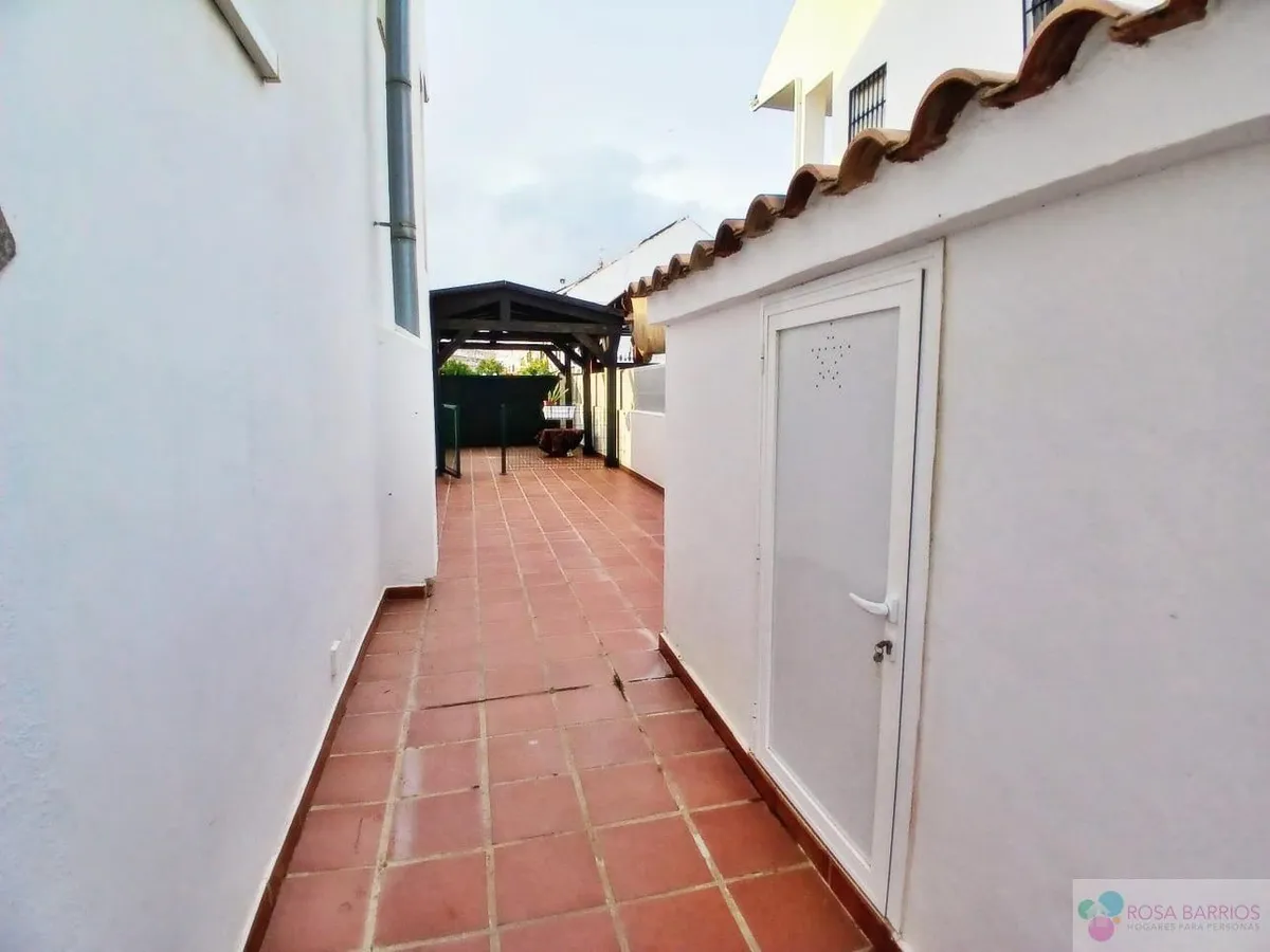 For sale of house in San Pedro de Alcántara, tiro pichon