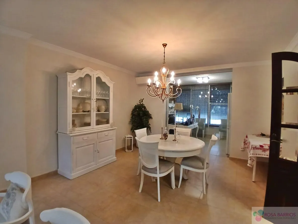 For sale of house in San Pedro de Alcántara, tiro pichon