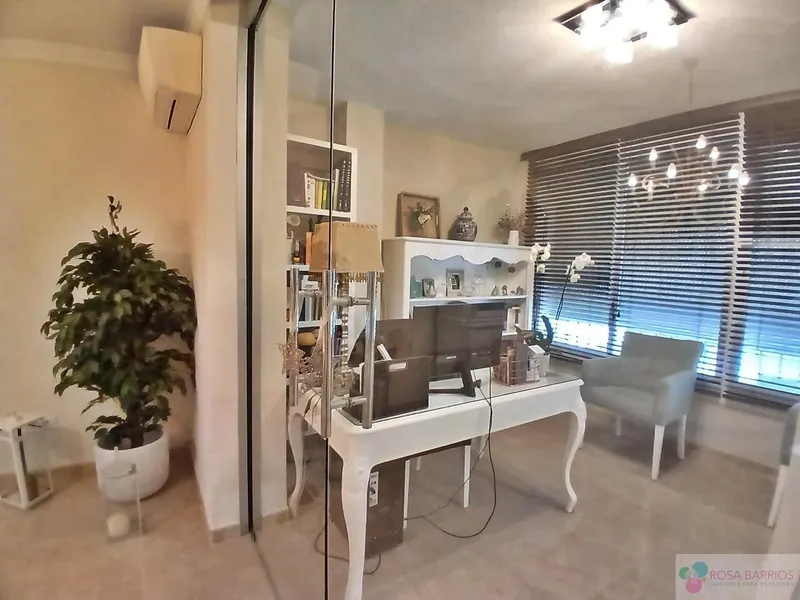 For sale of house in San Pedro de Alcántara, tiro pichon