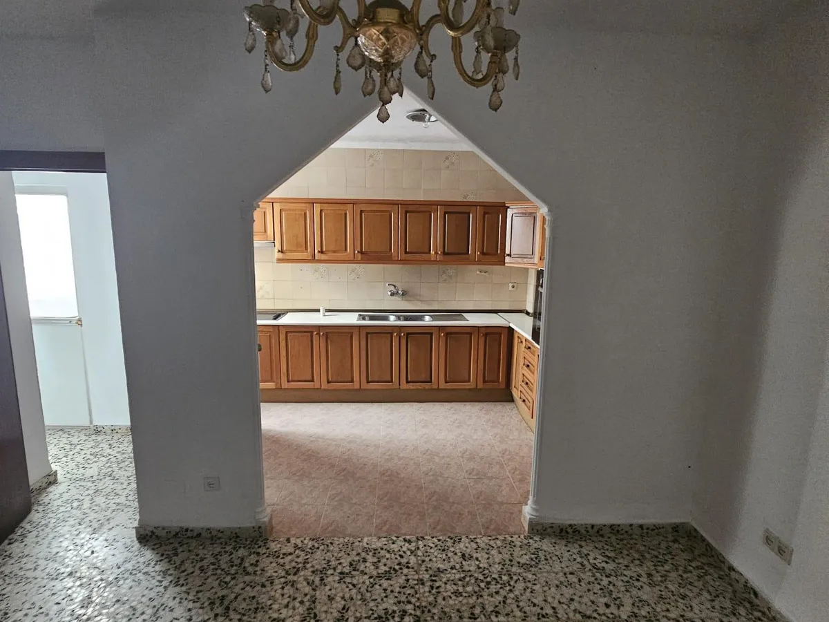 For sale of house in Estepona, Altos de Lunymar