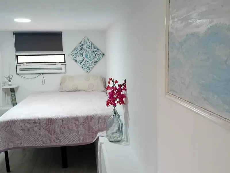 For sale of study in Estepona, Parque Antena