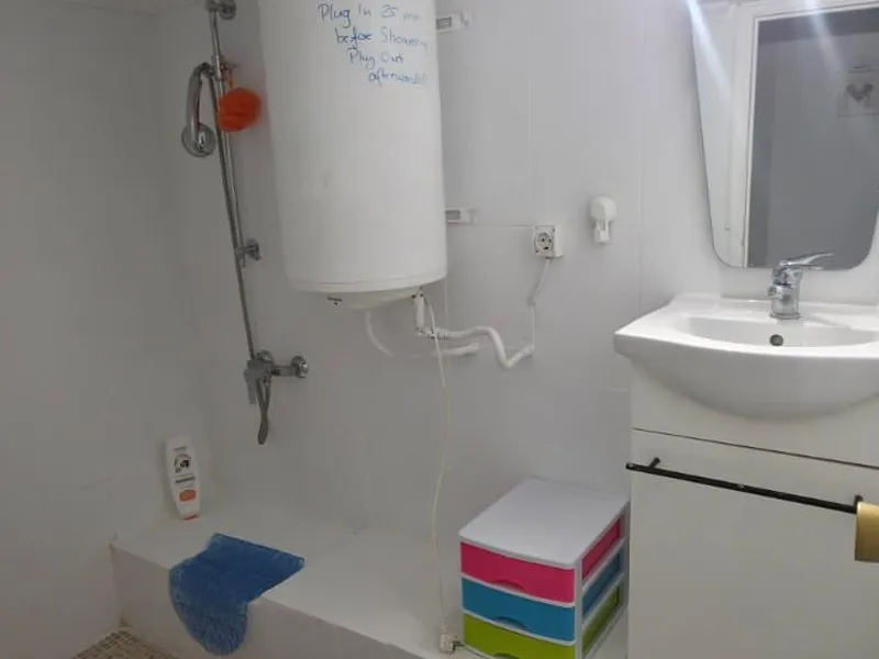 For sale of study in Estepona, Parque Antena