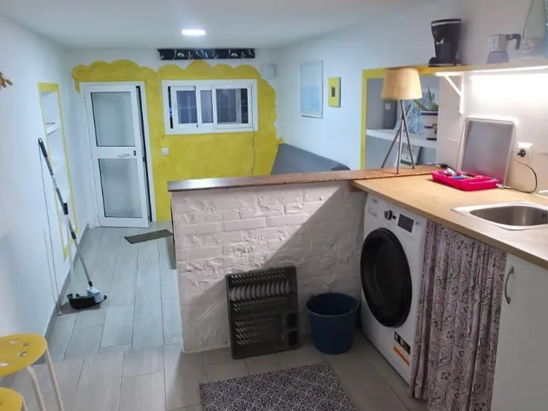 For sale of study in Estepona, Parque Antena