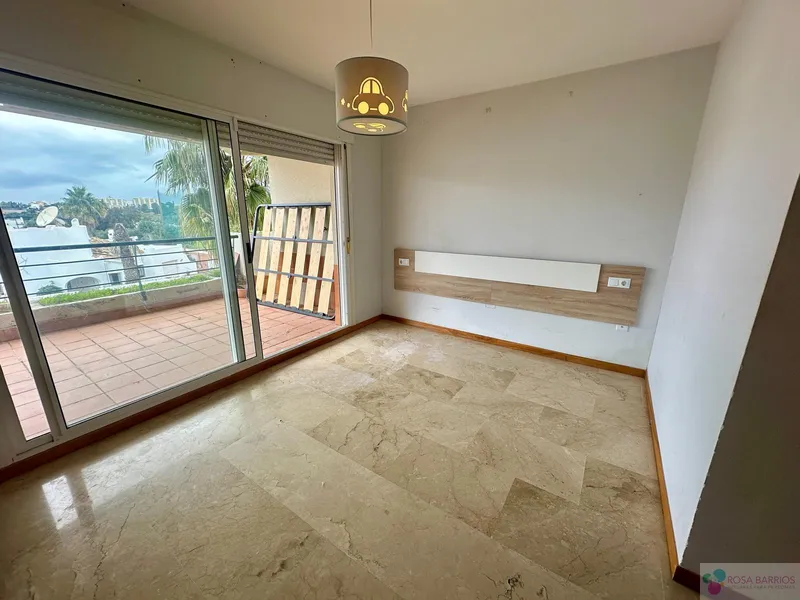 For sale of flat in San Pedro de Alcántara, Campos de Guadalmina