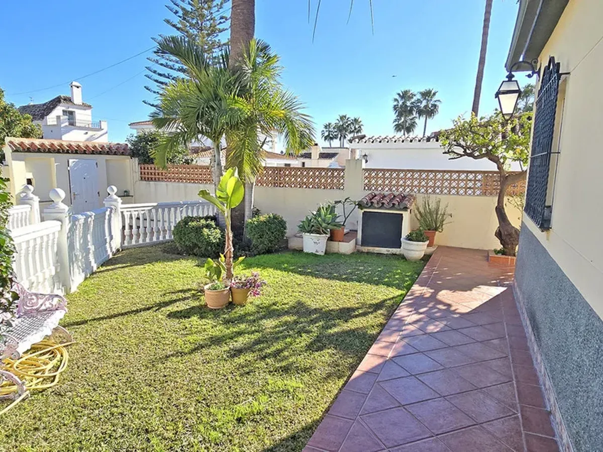 6 Bedroom Villa For SaleBenalmadena Costa