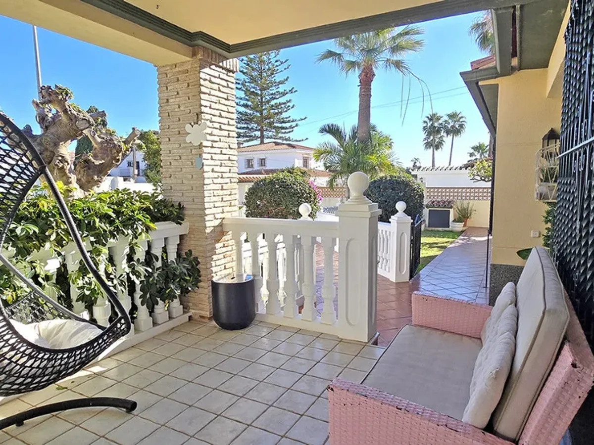 6 Bedroom Villa For SaleBenalmadena Costa