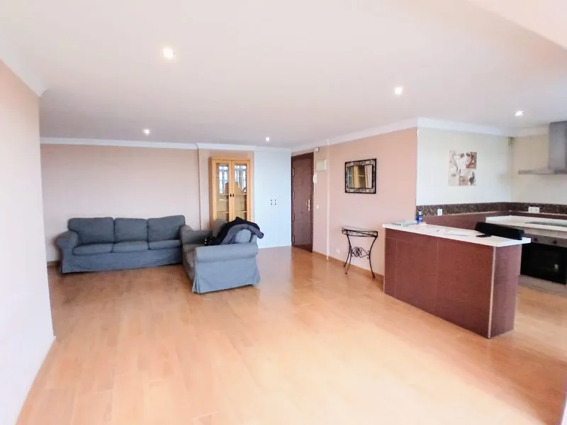 For sale of flat in San Pedro de Alcántara, Centro San Pedro junto al Bulevar