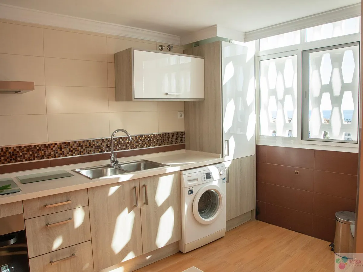 For sale of flat in San Pedro de Alcántara, Centro San Pedro junto al Bulevar